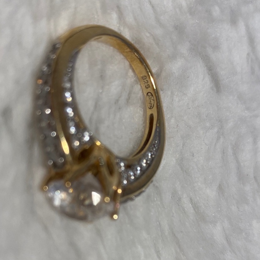 Remy Rotenier for Bella Luce “Tulip” ring - Picture 4 of 8